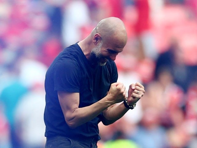 L'entrenador del Manchester City, Pep Guardiola, ho celebra després de guanyar la FA Cup el 3 de juny de 2023