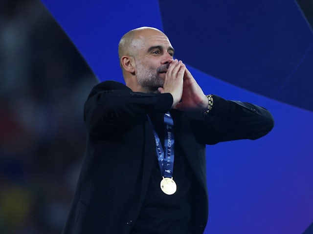 L'entrenador del Manchester City, Pep Guardiola, celebra després de guanyar la Lliga de Campions el 10 de juny de 2023