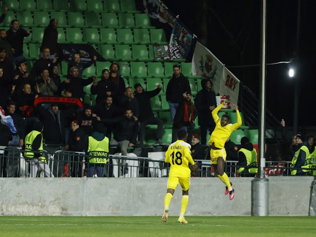 El Believe Atiemwen del xèrif Tiraspol celebra marcar un gol anul·lat el 9 de març de 2023