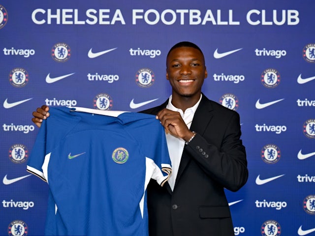 Moises Caicedo fitxa pel Chelsea el 14 d'agost de 2023