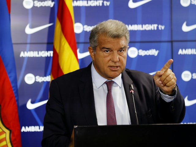 El president del FC Barcelona, ​​Joan Laporta, parla durant la junta directiva del 13 de setembre de 2023