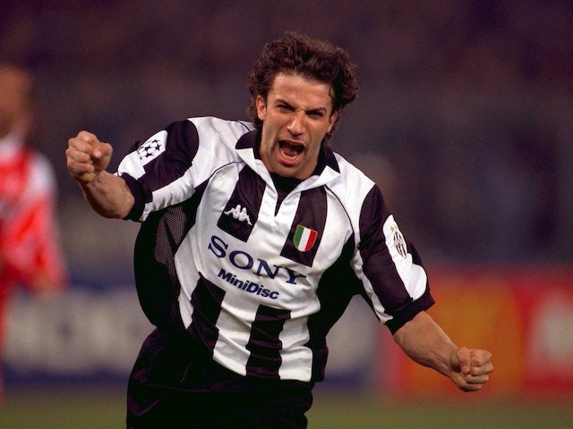 Alessandro Del Piero celebra el gol de la Juventus el 1998