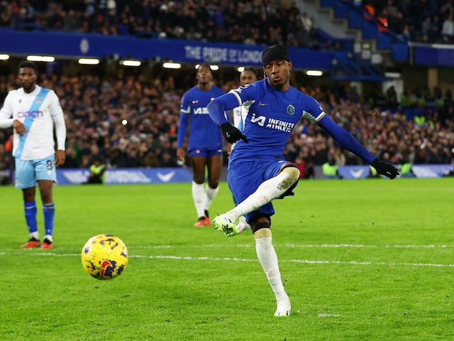 Noni Madueke del Chelsea va marcar el seu segon gol el 27 de desembre de 2023