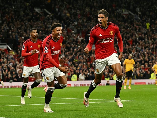 Raphael Varane celebra el gol del Manchester United el 14 d'agost de 2023
