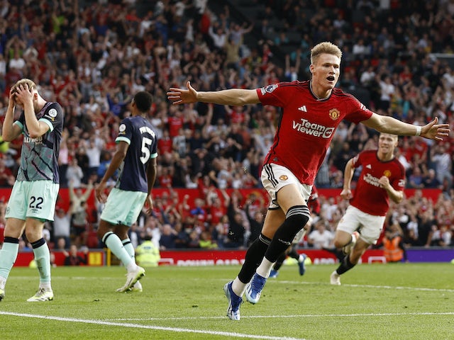 Scott McTominay del Manchester United celebra el gol contra Brentford el 7 d'octubre de 2023