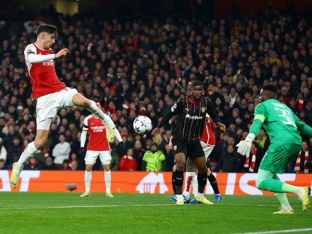 Kai Havertz de l'Arsenal va marcar el seu primer gol davant Brice Samba de Lens el 29 de novembre de 2023