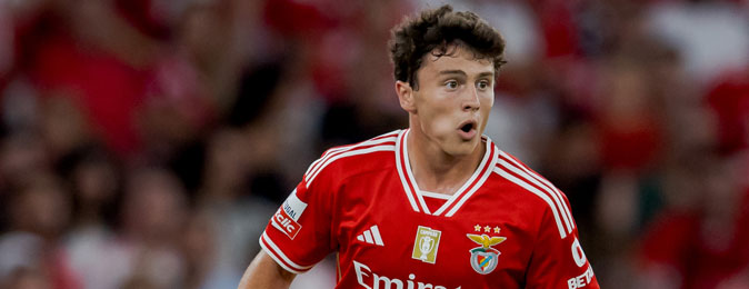 Man Utd eye Benfica youngster as part of midfield refresh