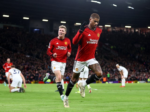 Marcus Rashford del Manchester United celebra el gol contra el Tottenham Hotspur el 14 de gener de 2024