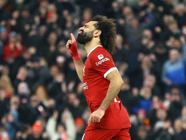 Mohamed Salah del Liverpool celebra el seu quart gol l'1 de gener de 2024