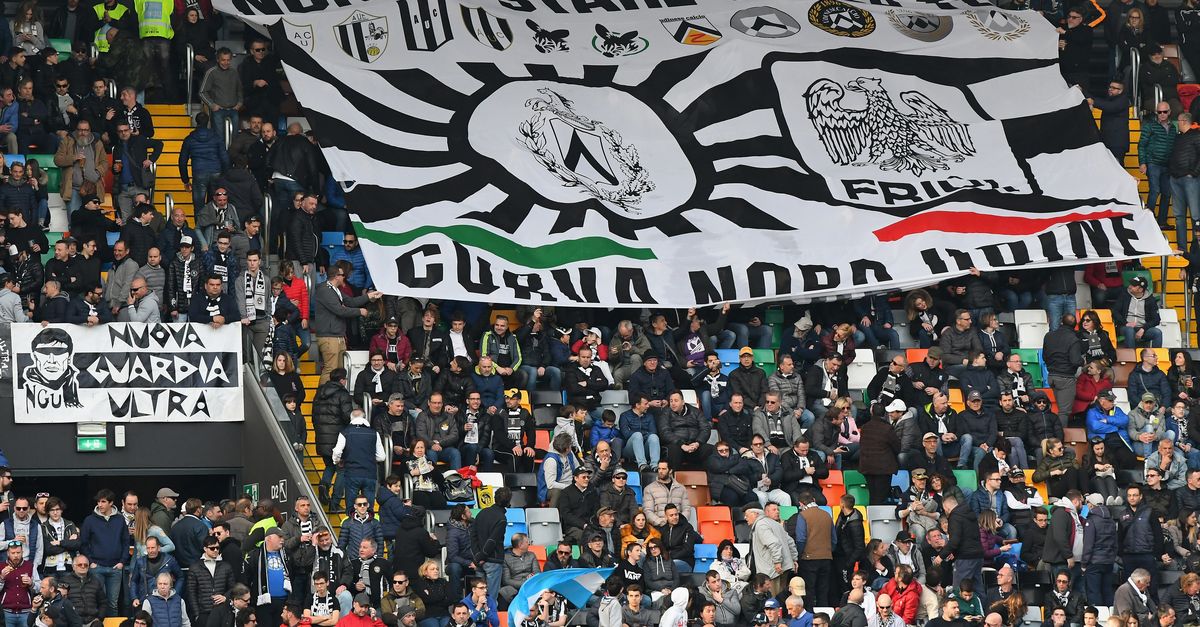Notícies Udinese |  La Curva Nord: "No hi ha càntics racistes"