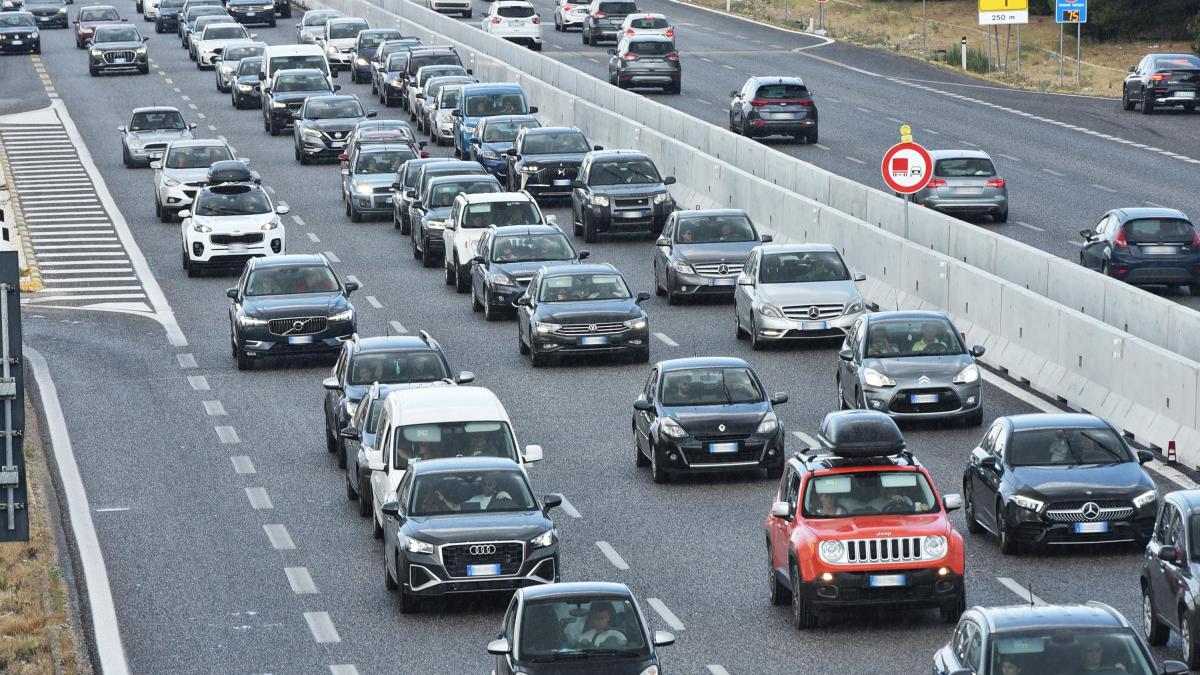 Previsió de trànsit Cap d'Any: la situació a carreteres i autopistes