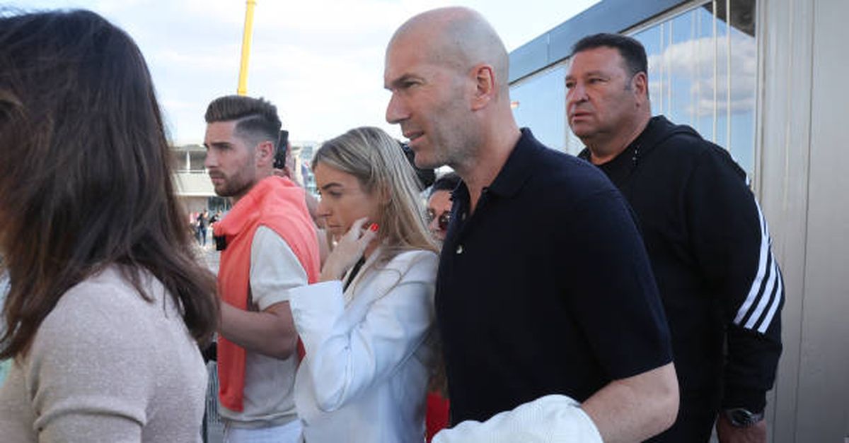 Zidane a la banqueta del PSG?  Son Lucas frena els rumors