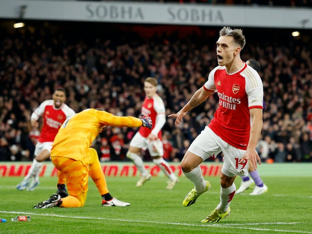 Leandro Trossard de l'Arsenal celebra el seu tercer gol el 3 de febrer de 2024