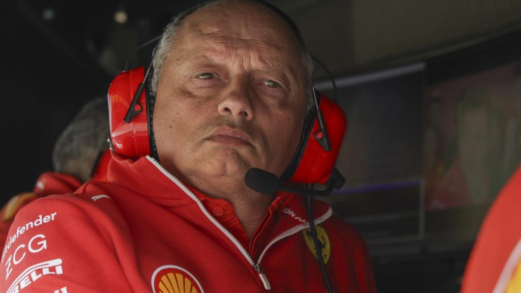 Ferrari, Vasseur: "En la classificació, esperàvem millor".  Sainz: "Res a aclarir amb Leclerc"