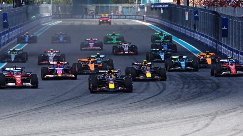 F1 GP Miami, Verstappen guanya el Sprint.  Ferrari, Leclerc 2n davant Pérez.  Sainz acaba 5è